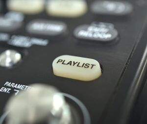 A button showing the word "playlist".