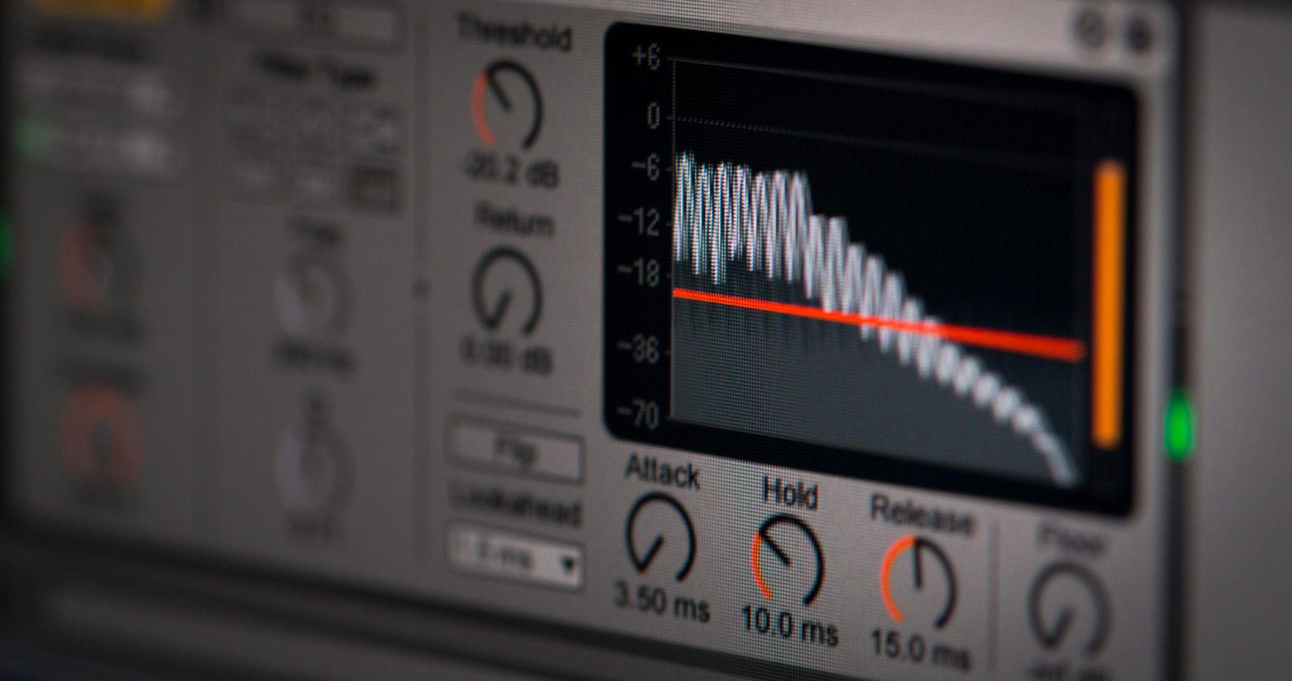 Um bom produtor musical deve ter uma base de engenharia de áudio